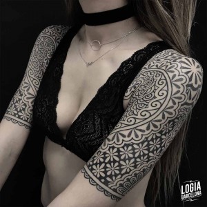 tatuaje_brazos_trdicional_logiabarcelona_willian_spindola_
